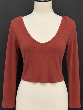 Aeropostale Rust Long-Sleeve V-Neck Crop Top